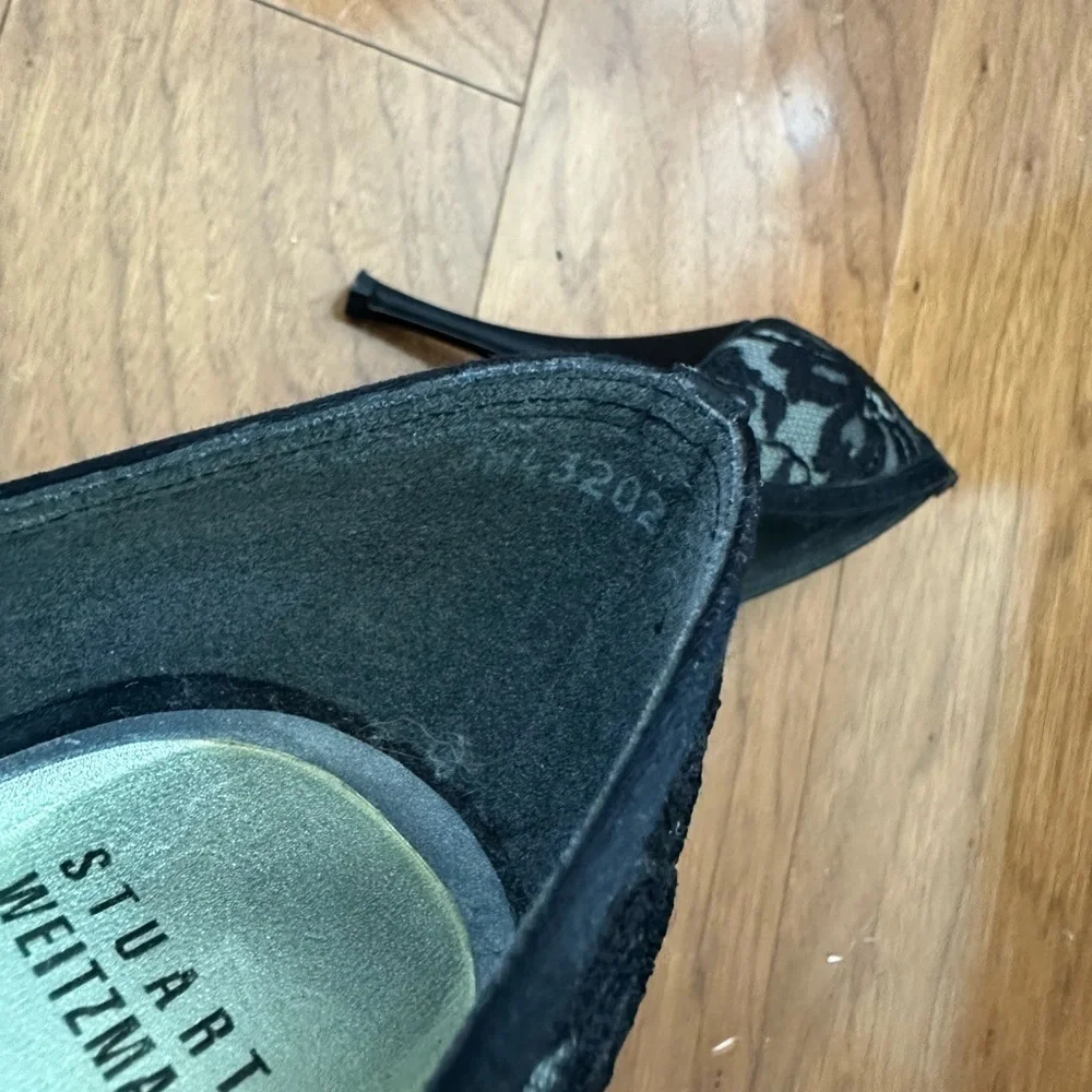 Stuart Weitzman Lace D’Orsay Black Guipure Lace Stiletto Pumps | 10 M